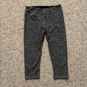 Beyond Yoga cropped leggings